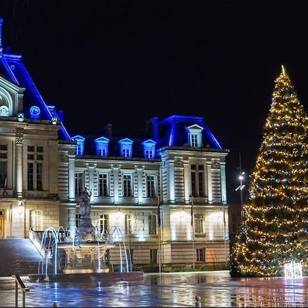 Apt Evreux 900M De La Gare Экстерьер фото