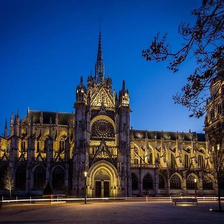 Apt Evreux 900M De La Gare Экстерьер фото