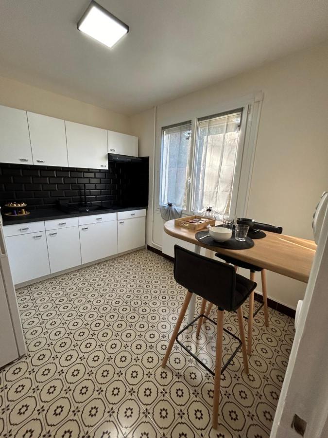 Apt Evreux 900M De La Gare Экстерьер фото